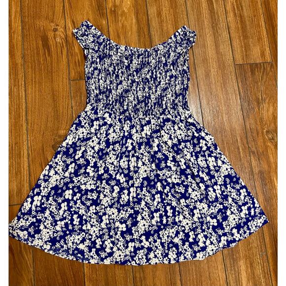 Express Dresses & Skirts - Express Off Shoulder Floral Mini Dress XS